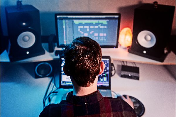 Symbolbild Editing/Mixing/Mastering